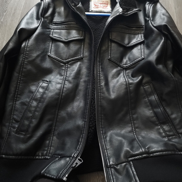 Levis Sherpa Lined Men's Black Leather Jacket Size Large - Picture 6 of 9
